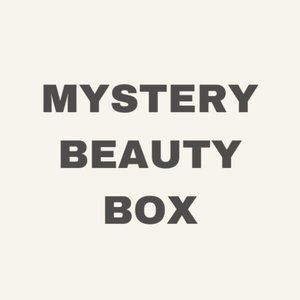 MYSTERY BEAUTY BOX MAKEUP AND/OR SKINCARE SAMPLES